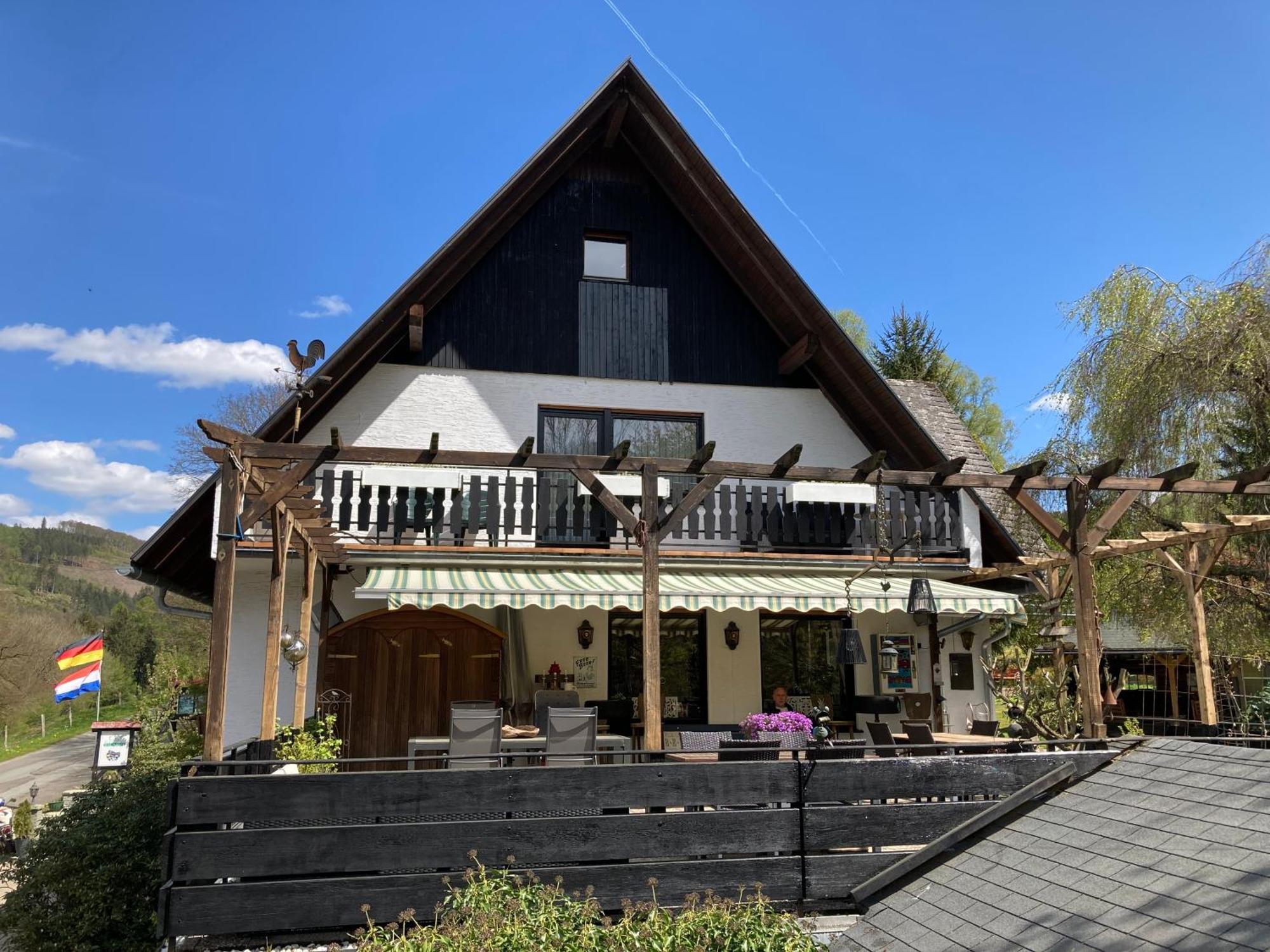 Gasthof Walhalja Шмаленберг Екстериор снимка